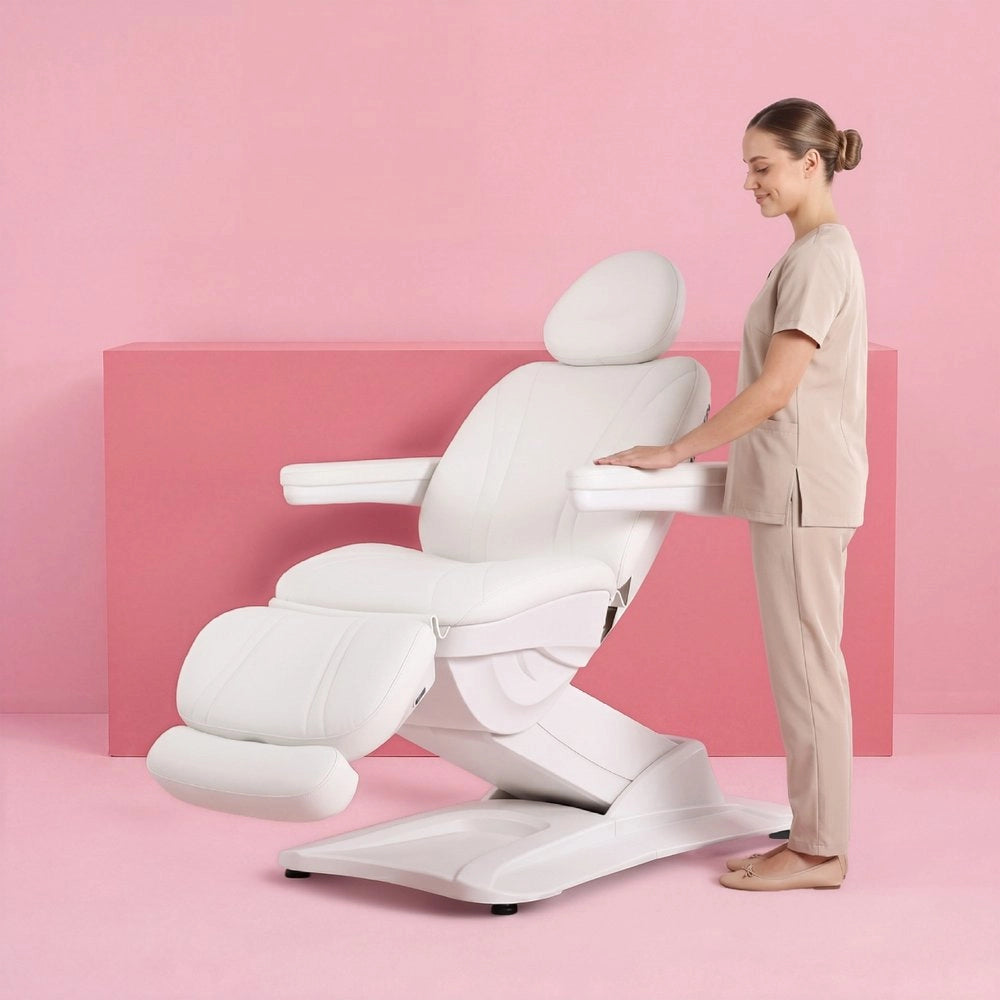 Poltrona elettrica estetica con 4 motori, rivestita in PU colore bianco.