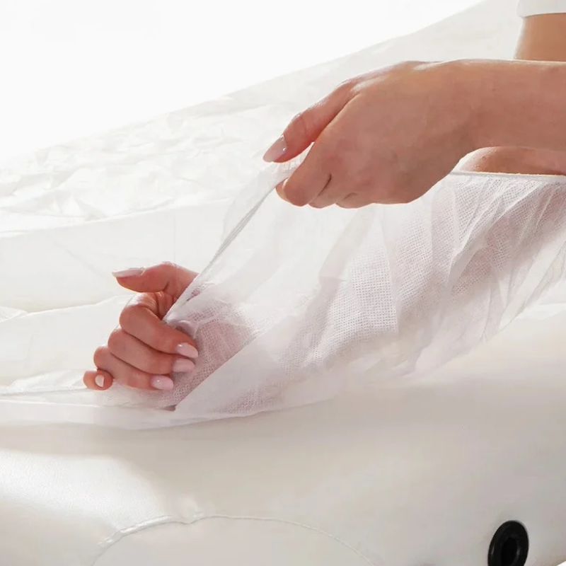 Coprilettino estetica in TNT cm. 90 x 220 cm. Cosmetico Srl - Tutti i diritti riservati. |P.IVA 09980260013 - REA TO1096236